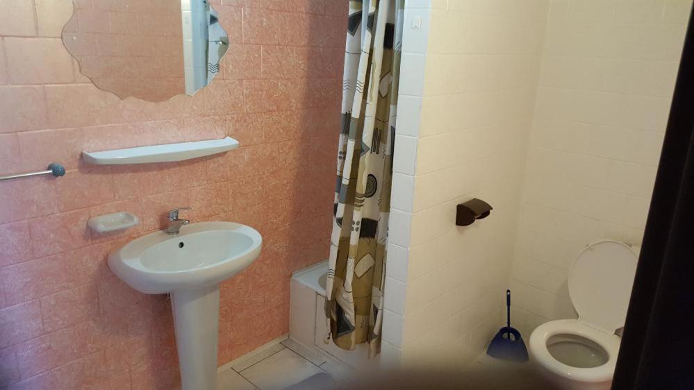 Hotel Camelot Tisa Luaran gambar
